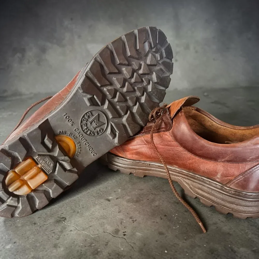 Mephisto toe lace shock